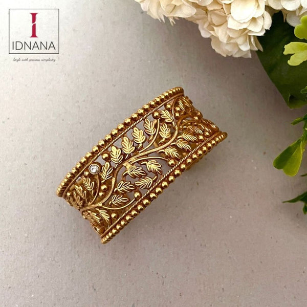 GOLD PLATED FLORAL WHITE KUNDAN HANDCUFF (1 INCH WIDE)