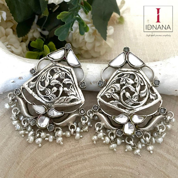 WHITE KUNDAN SILVER CHITAI PEARL STUDS