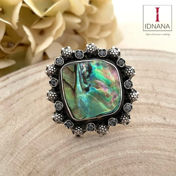 ABALONE SHELL KUNDAN FOUR SIDED ADJUSTABLE FINGER RING