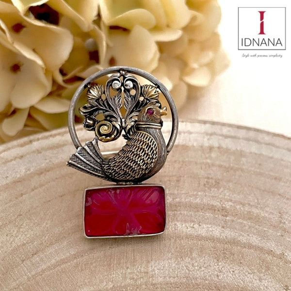 CARVED RED ONYX  FLORAL BIRD MOTIF DUAL TONE FINGER RING