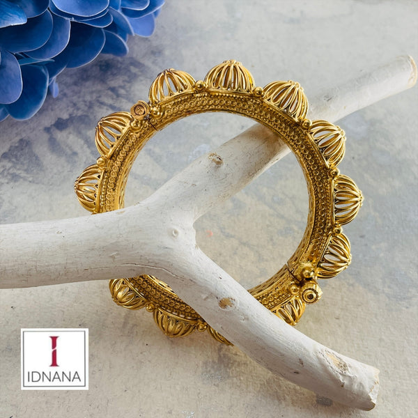 GOLD PLATED FLORAL DOME SHAPED BANGLE OPENABLE WITH SCREW 2.4